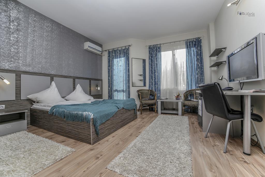 Hotel Golden Spirit Băile Herculane Cameră foto