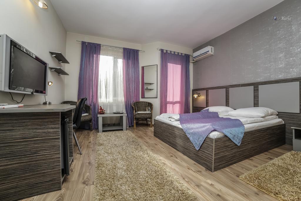 Hotel Golden Spirit Băile Herculane Cameră foto